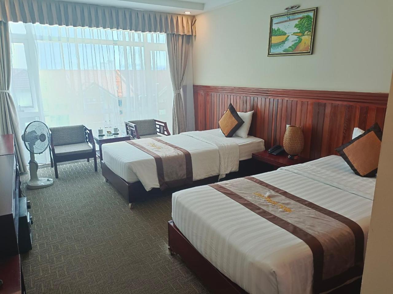 Vinh Plaza Hotel Exterior foto